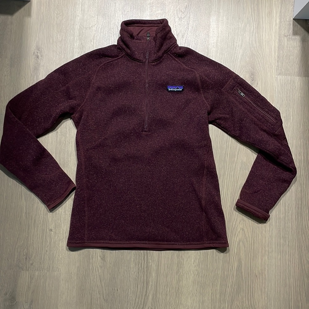 Women’s Patagonia quarter zip pullover